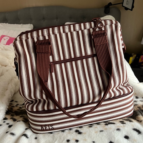 Beis Mini Weekender in Maple Stripe - Picture 4 of 9